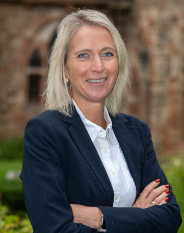 Stefanie Dersch-Turian