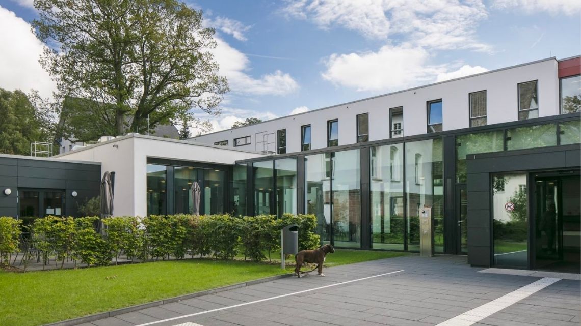 Vitos Klinikum Gießen-Marburg mit Kinder-, Jugend- und Erwachsenenpsychiatrie